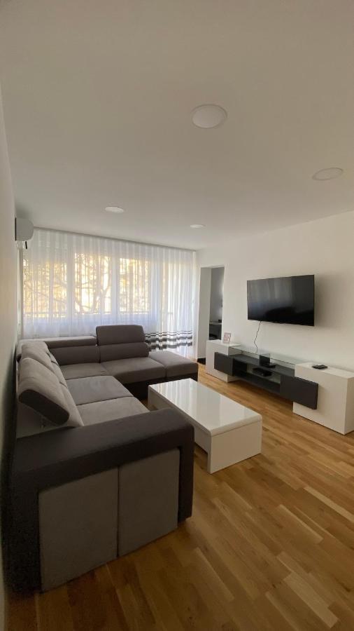 M.B.A. Apartments Karlovac Eksteriør bilde